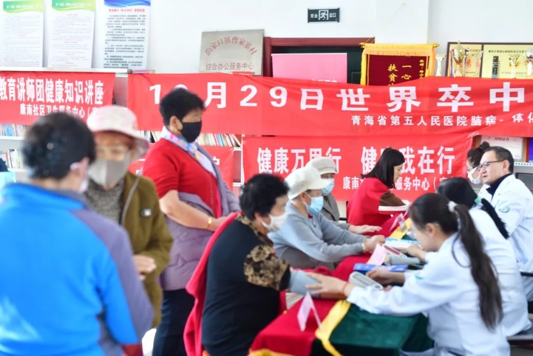 1762130950803268.jpg 640.webp (8).jpg