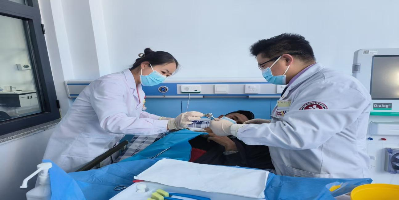 扎根高原护“肾”命 精准施策守健康——青海省第五人民医院青南支医队员倪超玉树支医工作纪实